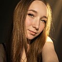 Знакомства: Екатерина, 27 лет, Москва