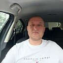 Знакомства: Илья, 42 года, Екатеринбург