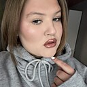 Знакомства: Вероника, 19 лет, Тюмень
