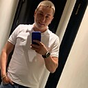 Знакомства: Максим, 29 лет, Одинцово