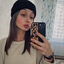 Знакомства: Алёна, 32 года, Санкт-Петербург