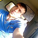 Знакомства: Рома, 34 года, Первоуральск