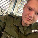 Знакомства: Илья, 22 года, Монино