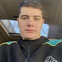 Знакомства: Максим, 23 года, Астана