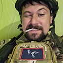 Знакомства: Артем, 32 года, Евпатория