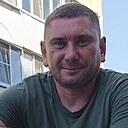 Знакомства: Максим, 33 года, Петриков