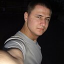 Знакомства: Евгений, 31 год, Юрга