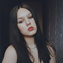 Знакомства: Даша, 19 лет, Омск