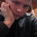 Знакомства: Евгений, 25 лет, Губкинский
