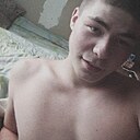 Знакомства: Владос, 20 лет, Пермь