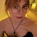 Знакомства: Елена, 25 лет, Москва