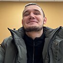 Знакомства: Илья, 35 лет, Усолье