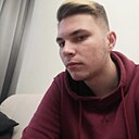 Знакомства: Макс, 21 год, Геленджик