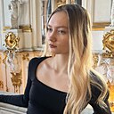 Знакомства: Кира, 18 лет, Санкт-Петербург