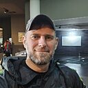Знакомства: Жан Клод, 40 лет, Петропавловск-Камчатский
