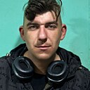 Знакомства: Богдан, 29 лет, Новоселица