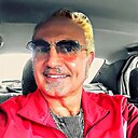 Знакомства: Dorin, 57 лет, București