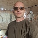 Знакомства: Денис, 41 год, Саратов