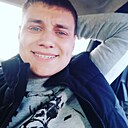 Знакомства: Павел, 26 лет, Курган
