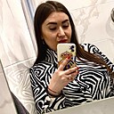 Знакомства: Виктория, 27 лет, Омск