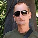Знакомства: Александр, 44 года, Новомосковск