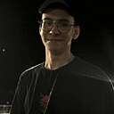 Знакомства: Денис, 23 года, Россошь