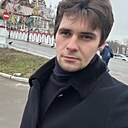 Знакомства: Евгений, 29 лет, Солнечнодольск