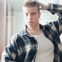 Знакомства: Света, 19 лет, Полевской
