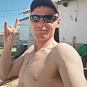 Знакомства: Лёха, 39 лет, Феодосия