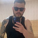 Знакомства: Вадим, 32 года, Ульяновск