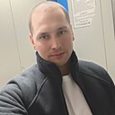 Знакомства: Артем, 25 лет, Москва