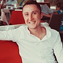 Знакомства: Ярослав, 39 лет, Луганск
