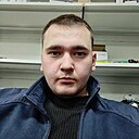 Знакомства: Ринат, 26 лет, Саратов