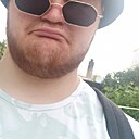 Знакомства: Данила, 23 года, Новомосковск