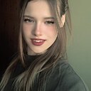 Знакомства: Валя, 18 лет, Вилючинск