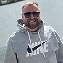 Знакомства: Максим, 34 года, Чернигов