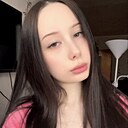 Знакомства: Полина, 20 лет, Санкт-Петербург