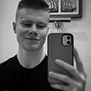 Знакомства: Евгений, 22 года, Волноваха