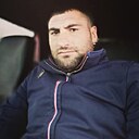 Знакомства: Гарик, 33 года, Тюмень
