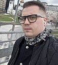 Знакомства: Макс, 30 лет, Москва