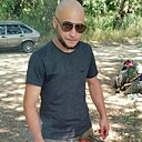Знакомства: Юрий, 34 года, Темрюк
