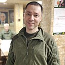 Знакомства: Антон, 38 лет, Курган