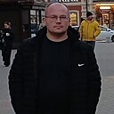 Знакомства: Виктор, 34 года, Альметьевск