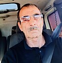 Знакомства: Гарик, 62 года, Подольск