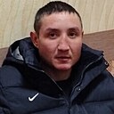 Знакомства: Валера, 32 года, Омск