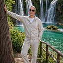 Знакомства: Bogesh, 56 лет, Астана