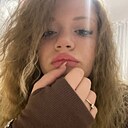 Знакомства: Настя, 22 года, Екатеринбург
