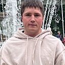 Знакомства: Максим, 33 года, Луганск
