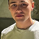 Знакомства: Антон, 27 лет, Рубцовск