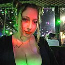 Знакомства: Ксюша, 24 года, Симферополь